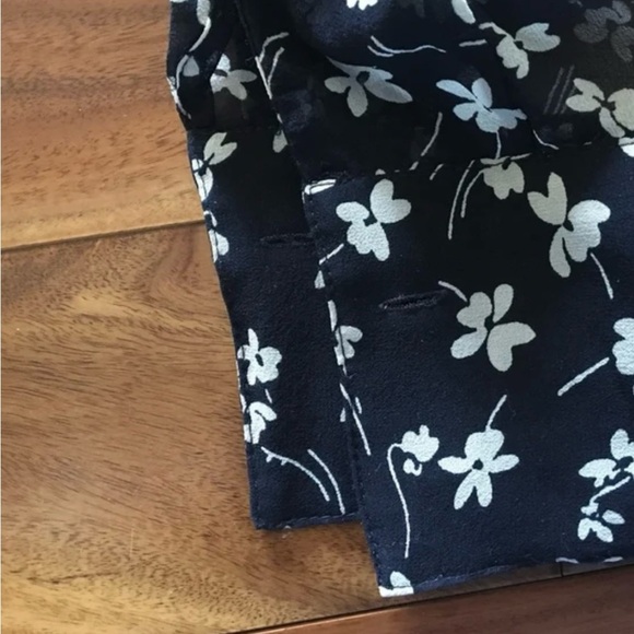 Vintage Ralph Lauren 100% Silk designer blouse black floral Silk Top Size PS - Picture 8 of 11